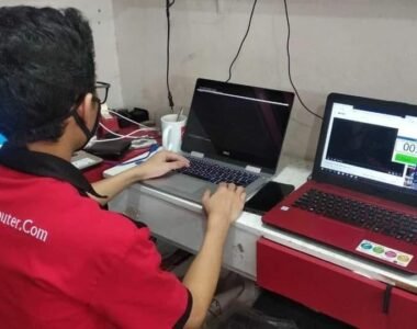 Lowongan Kerja Teknisi Laptop & Komputer