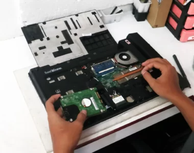 pusat jasa service laptop