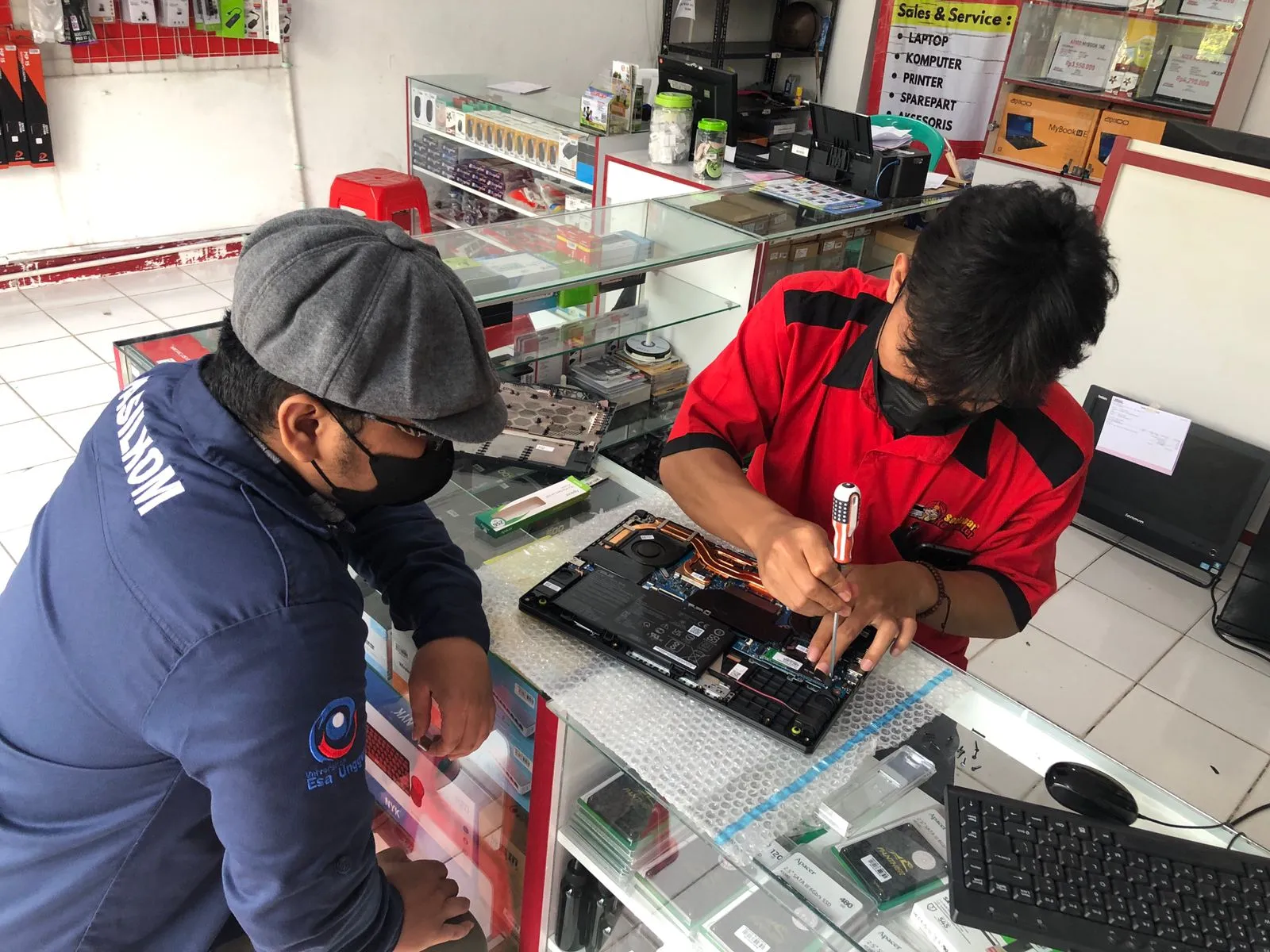 service laptop arundina cibubur