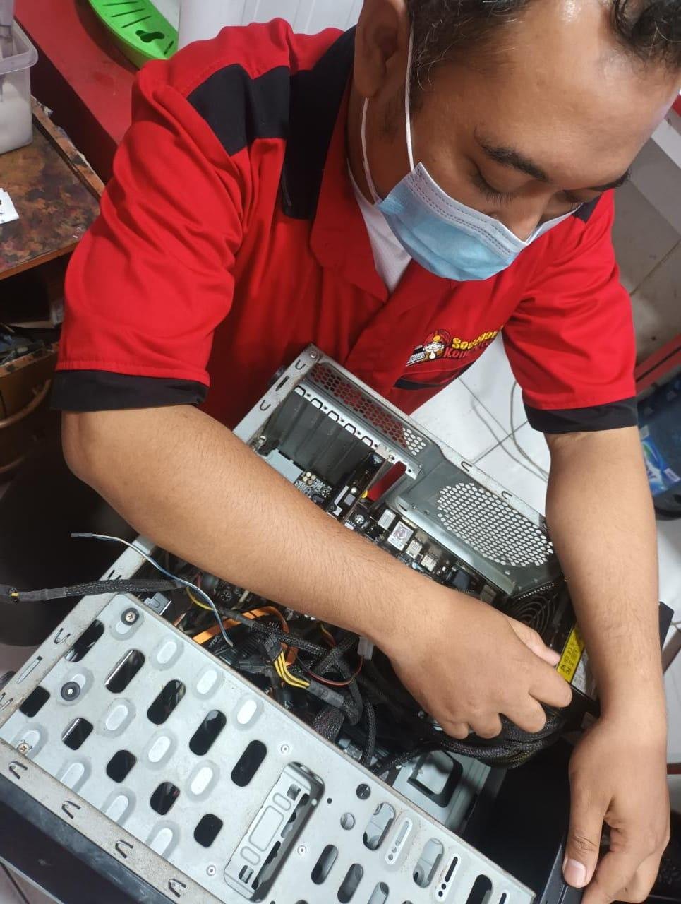 Service Komputer Kebon Nanas