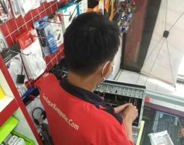 Service Komputer Pemuda