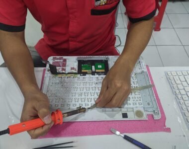 Service Laptop Jatiwarna
