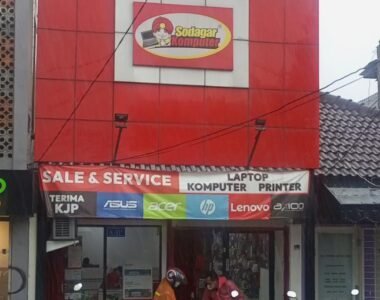 toko laptop batu cawang