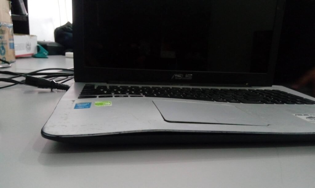 touchpad error baterai laptop gembung
